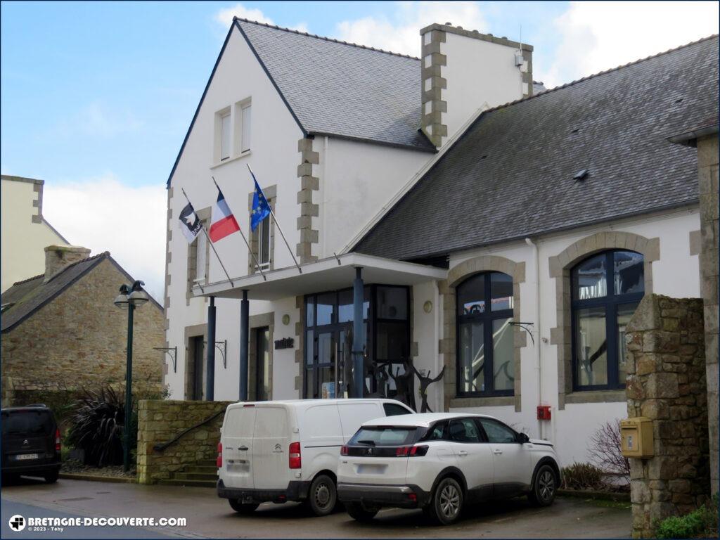 Mairie de la commune de Mespaul dans le Finistère.