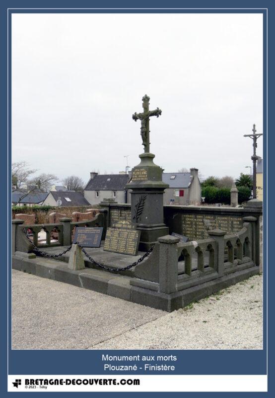 Le monument aux morts de la commune de Plouzané.