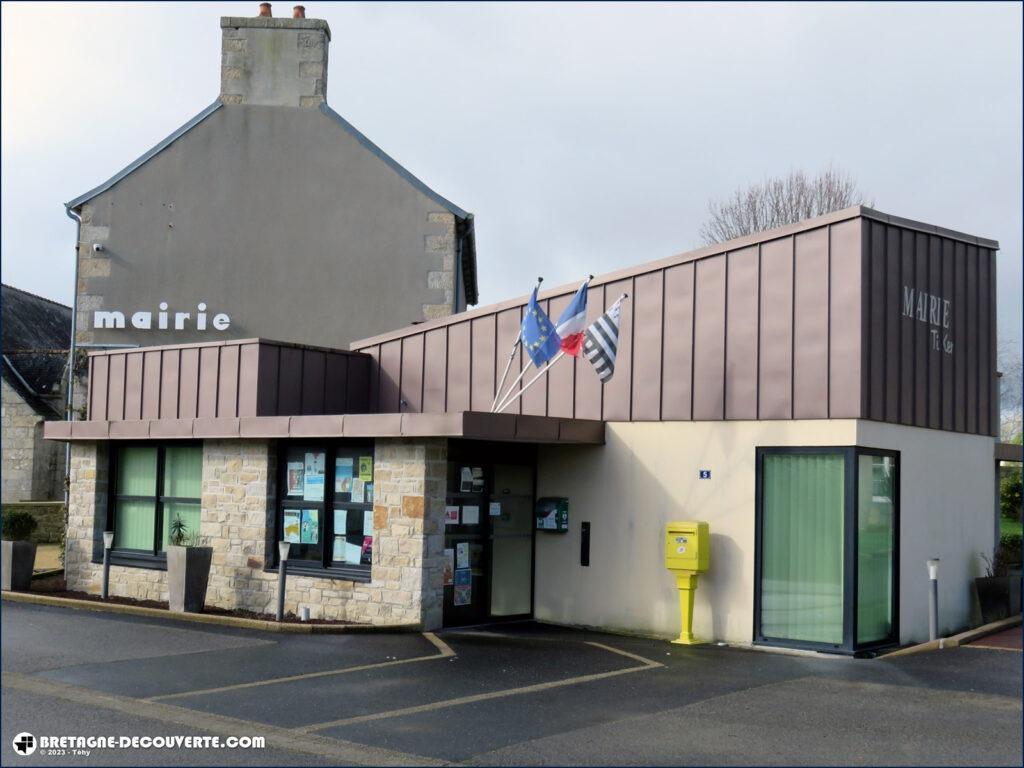 Mairie de la commune de Tréflaouénan dans le Finistère.