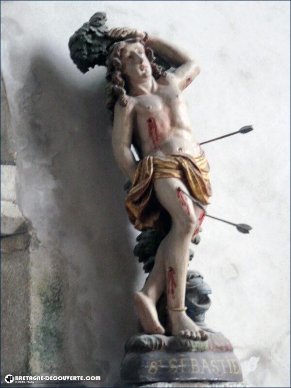 Statue de saint Sébastien dans l'église de Cast.