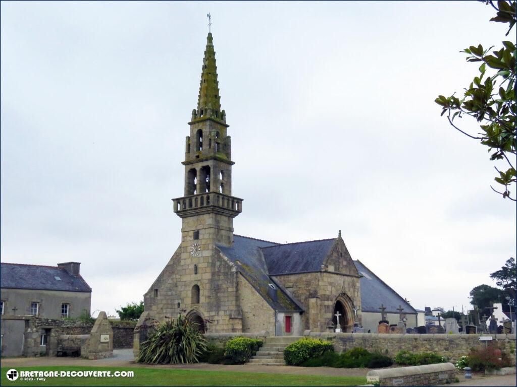 L'église Notre-Dame des Sept douleurs de Coat-Méal.