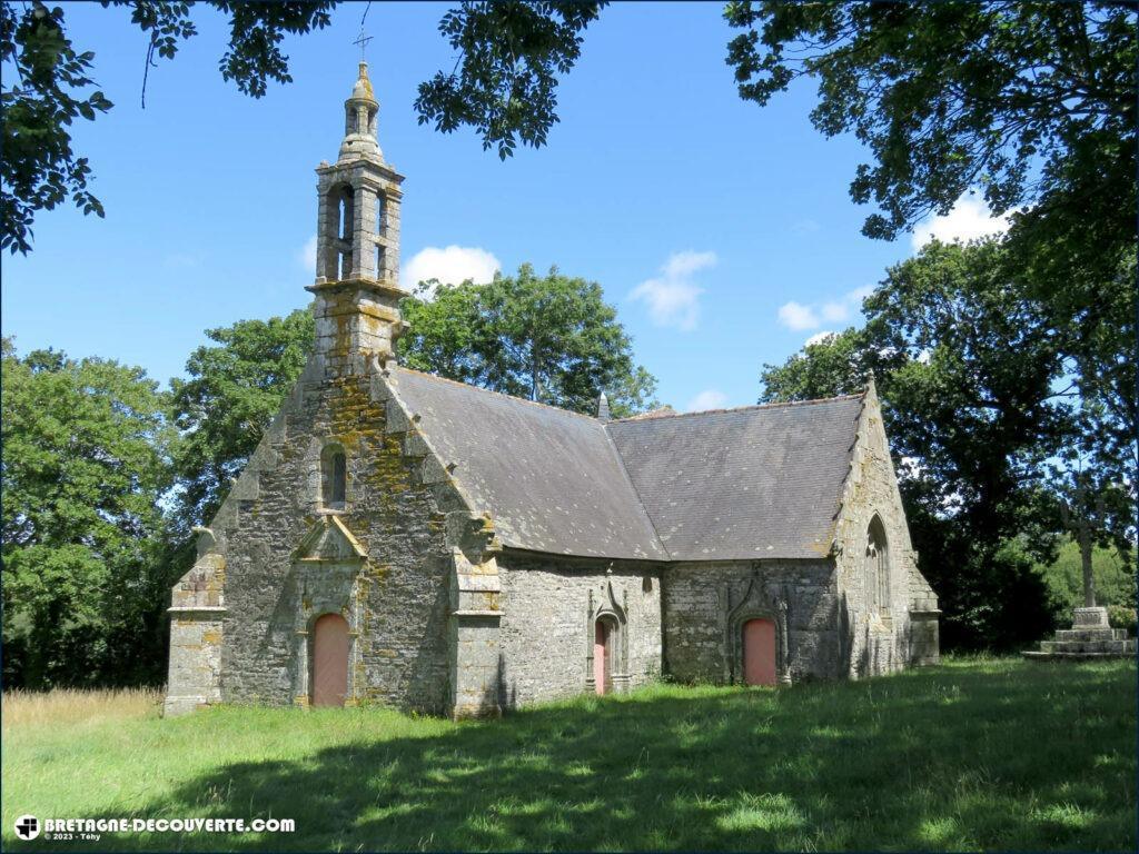 La chapelle Saint-Nicodème à Ploéven dans le Finistère.