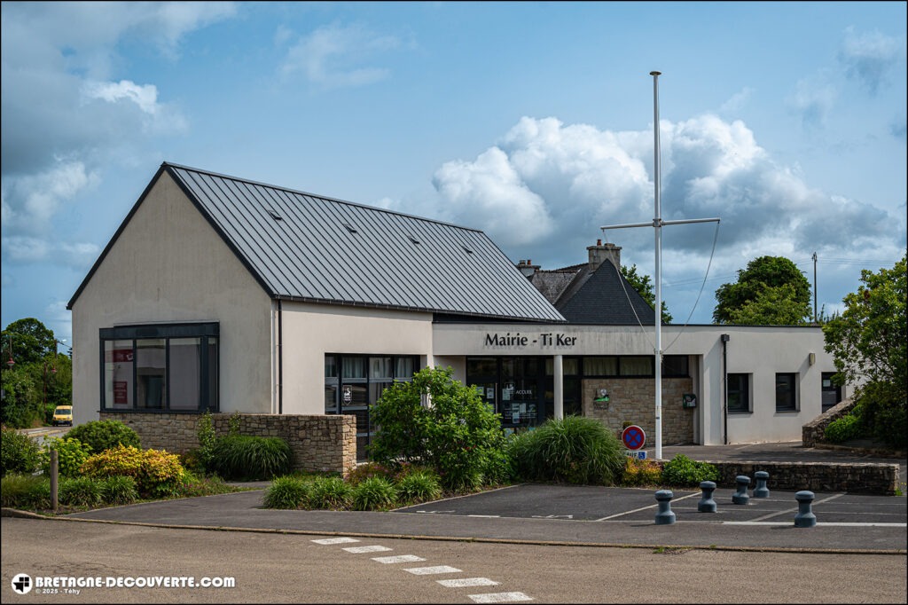 Mairie de la commune de Plouégat-Moysan dans le Finistère.