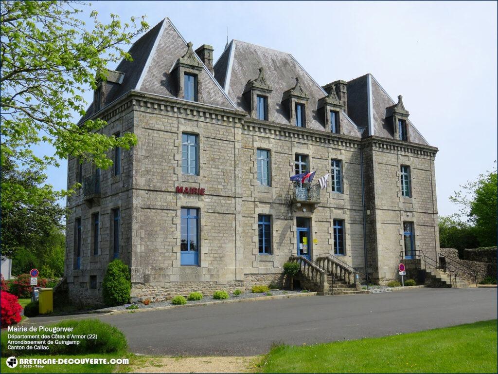 Mairie de la commune de Plougonver.