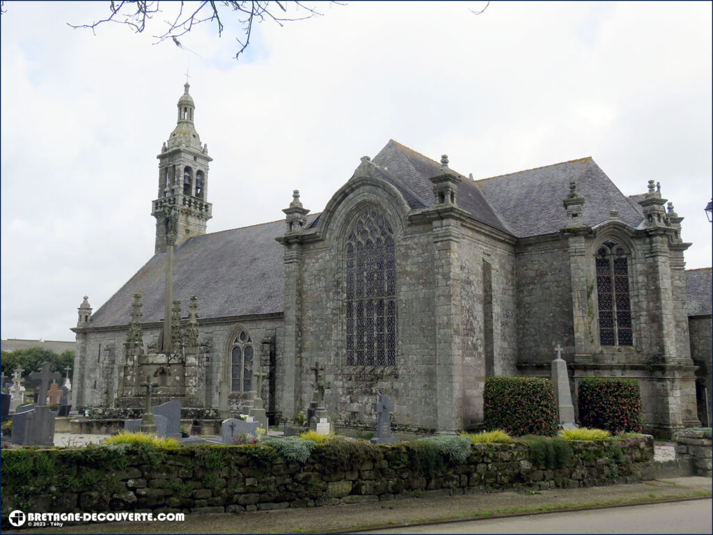 La chapelle Notre-Dame de Kergoat à Quéménéven.