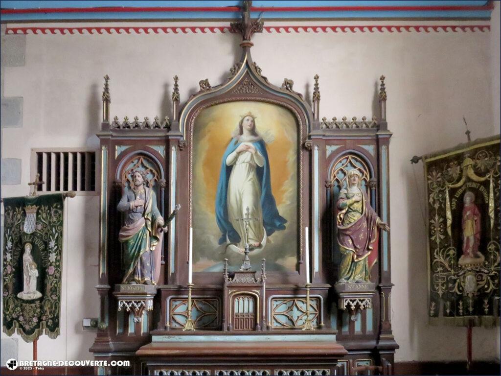 Le retable de l'assomption dans l'église de Tréglonou.