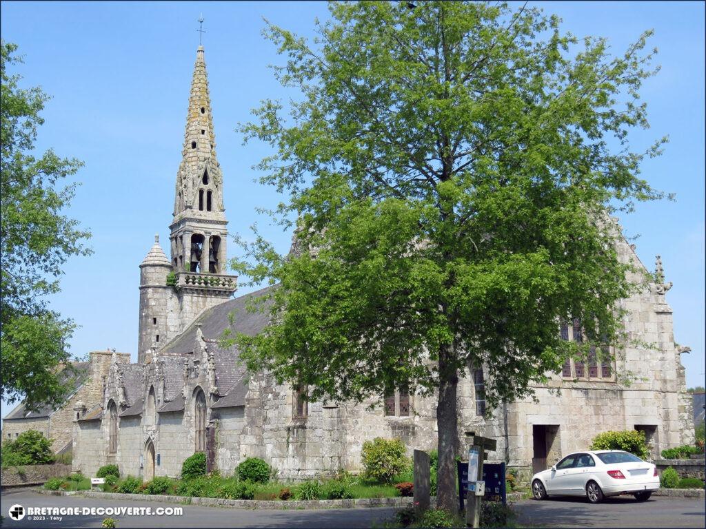 L'église Saint-Pierre de Plougonver dans les Côtes d'Armor