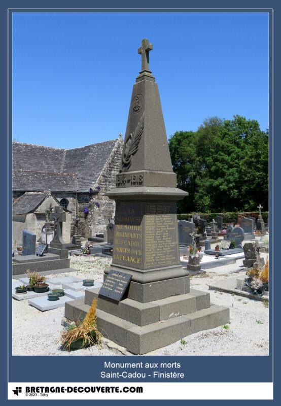 Monument aux morts de la commune de Saint-Cadou.