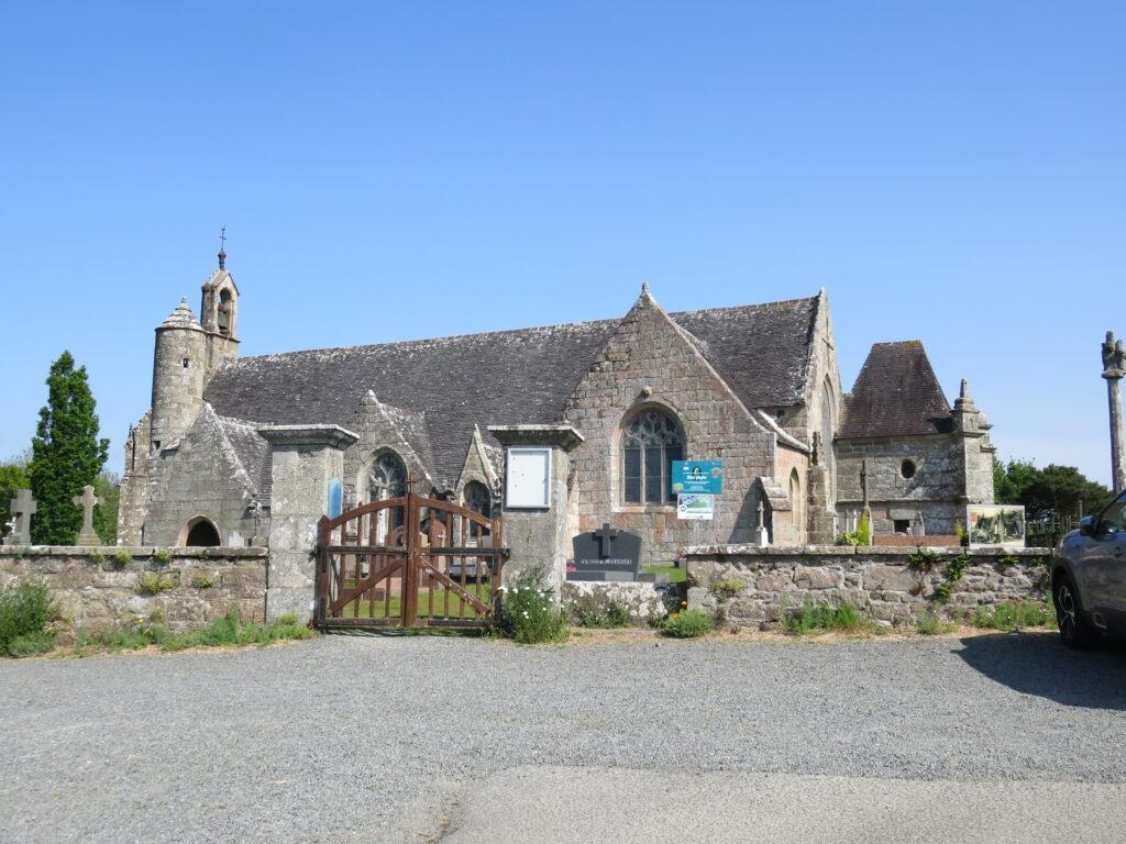 La chapelle de Locmaria sur la commune de Belle-Isle-en-Terre dans les Côtes d'Armor.