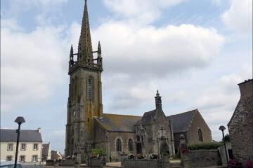 L'église Saint-Pierre de Guiclan.