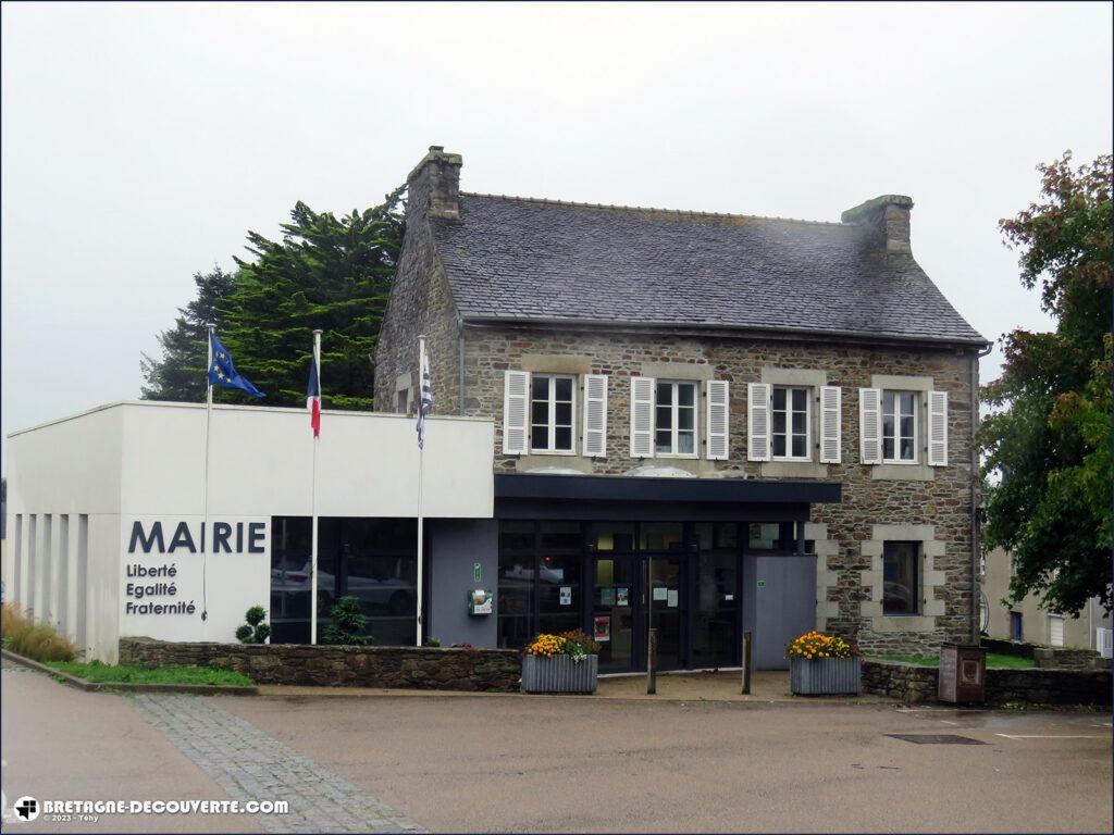 Mairie de la commune de Guimiliau dans le Finistère.