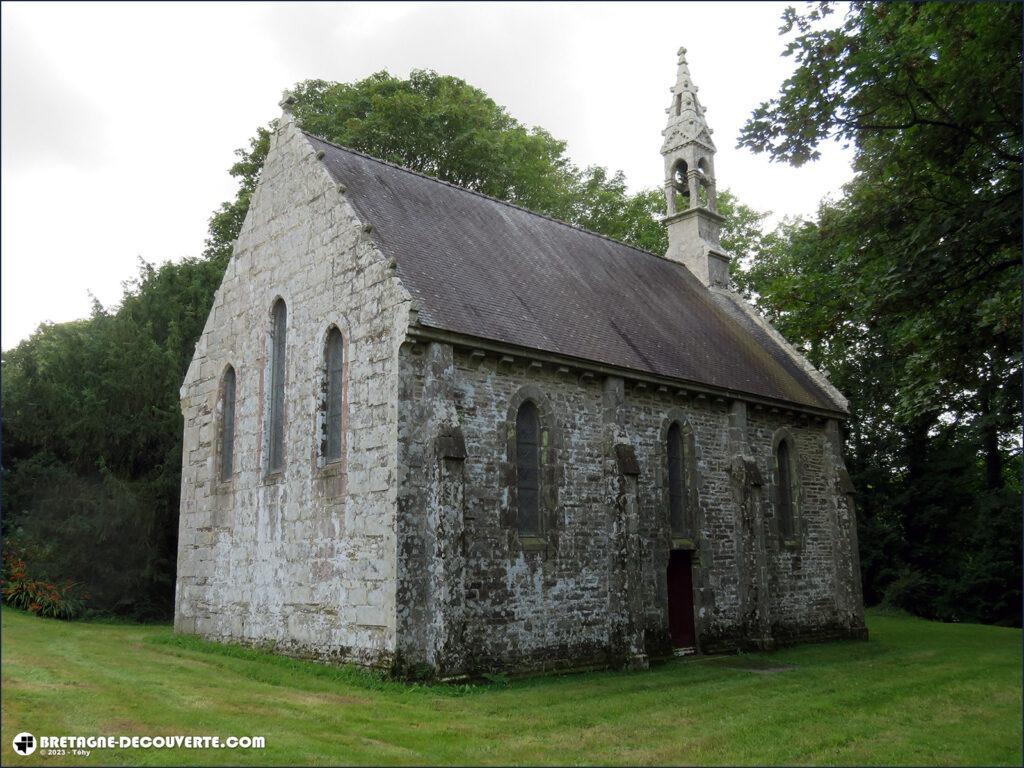 La chapelle Saint-Jean sur la commune de Plévin.