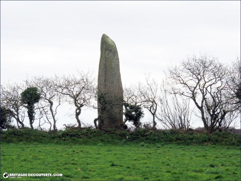 Le menhir de Kerloas sur la commune de Plouarzel dans le Finistère.