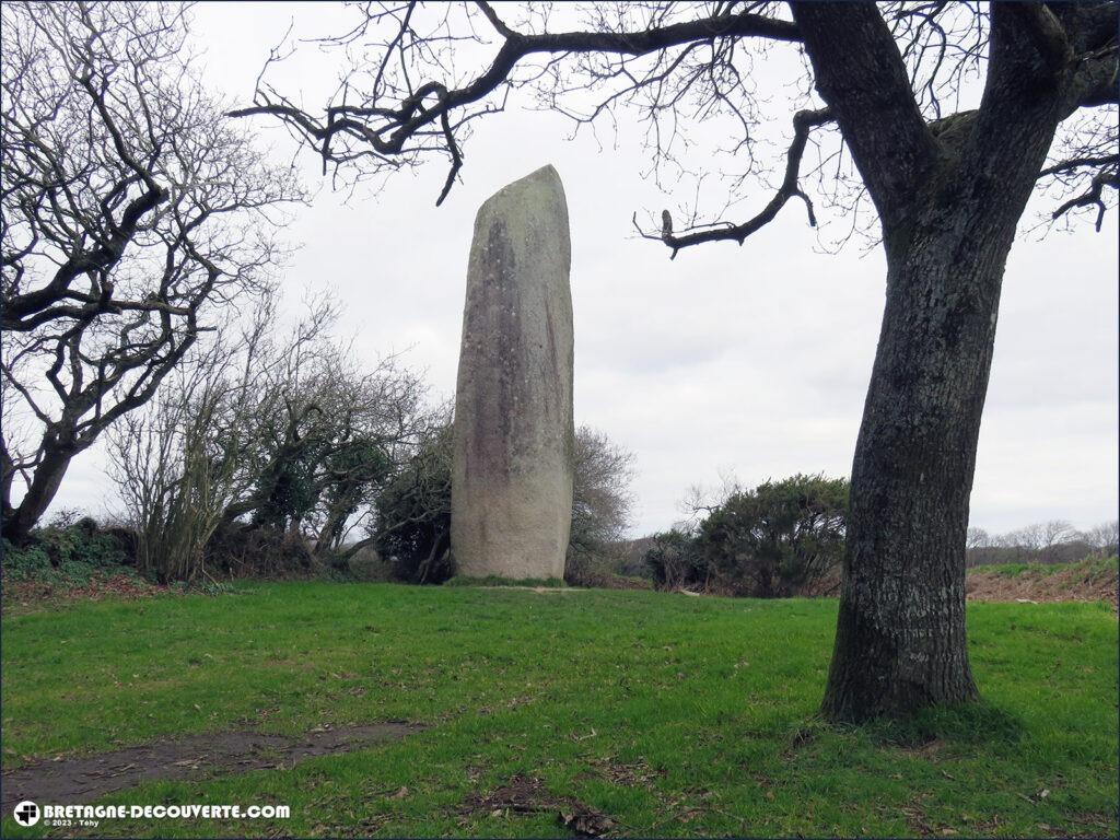 Le menhir de Kerloas sur la commune de Plouarzel dans le Finistère.