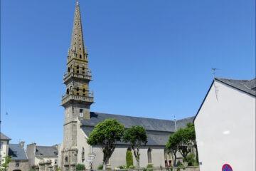 Église Saint-Pierre sur la commune de Ploudalmézeau.