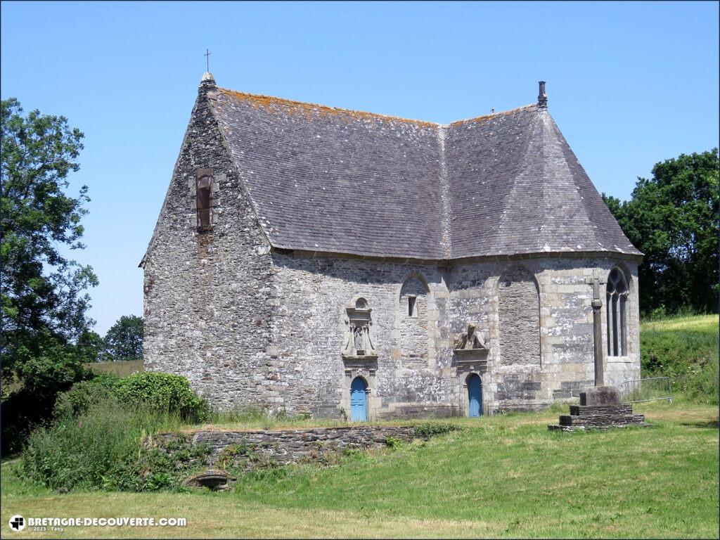 La chapelle Saint-Ildut sur la commune de Sizun dans le Finistère.