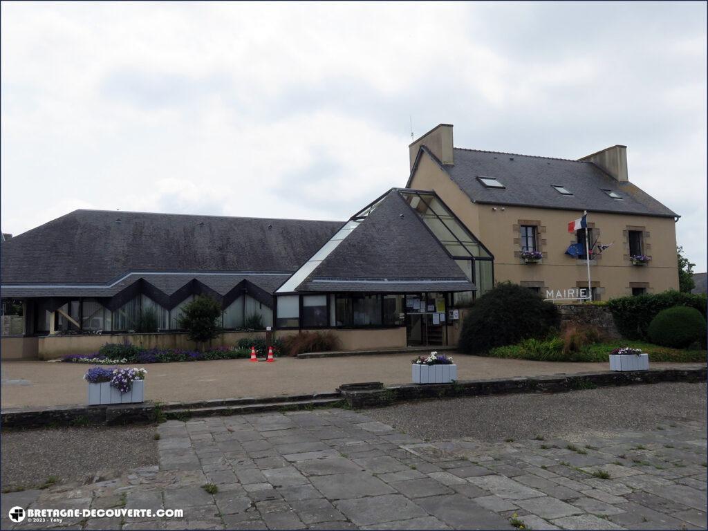 Mairie de la commune de Taulé dans le Finistère.