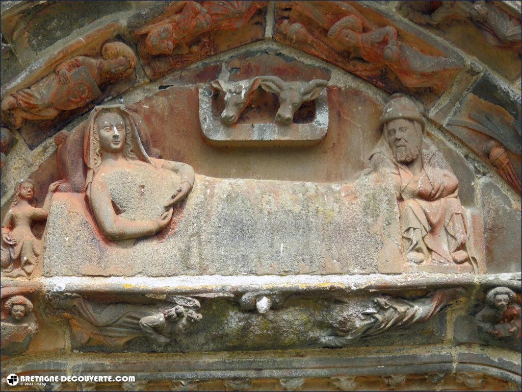 Bas-relief de la Nativité dans l'église Saint-Salomon de La Martyre.