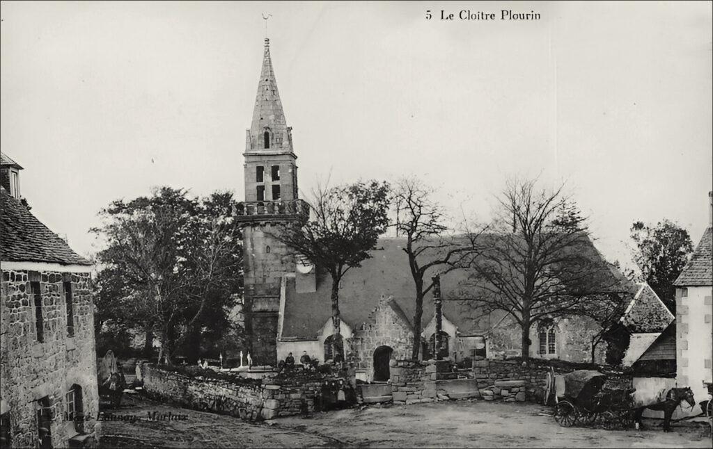 L'église du Cloître-Saint-Thégonnec dans le Finistère.