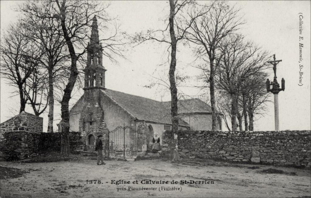 L'église de la commune de Saint-Derrien dans le Finistère.