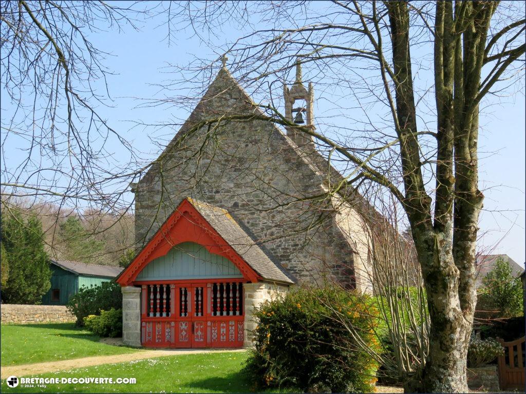 La chapelle Saint-Antoine à Plouézoc'h.