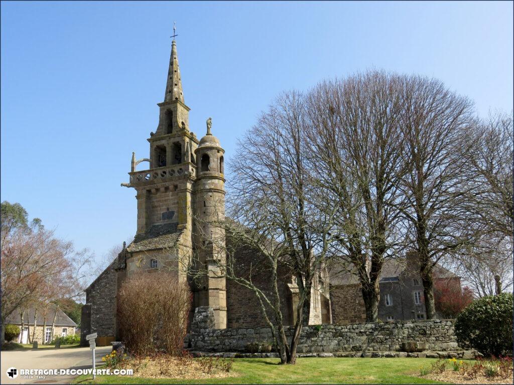 L'église paroissiale Saint-Étienne à Plouézoc'h.