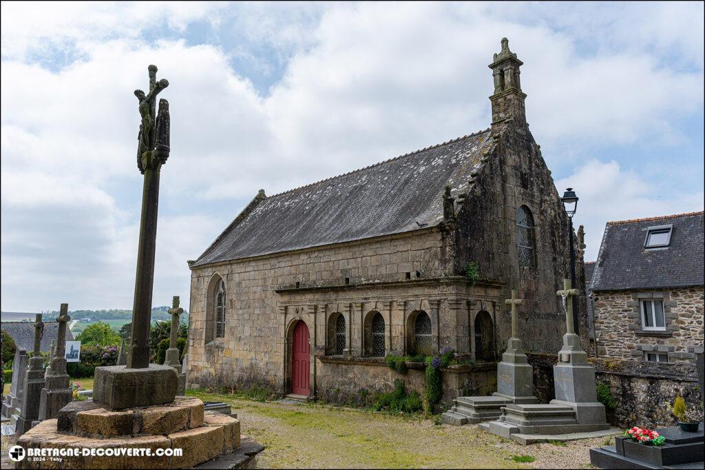 L'ossuaire de l'église d'Irvillac dans le Finistère.