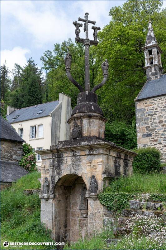 Le calvaire de la chapelle Notre-Dame-de-Lorette.