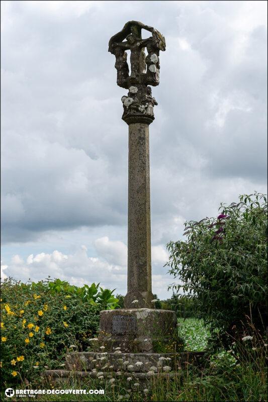 La croix Neuve sur la commune de Plouédern dans le Finistère.