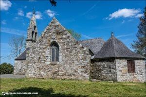 La chapelle Saint-Guénolé sur la commune de Lopérec dans le Finistère.