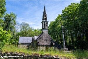 La chapelle de la Madeleine sur la commune de Pleyben dans le Finistère.