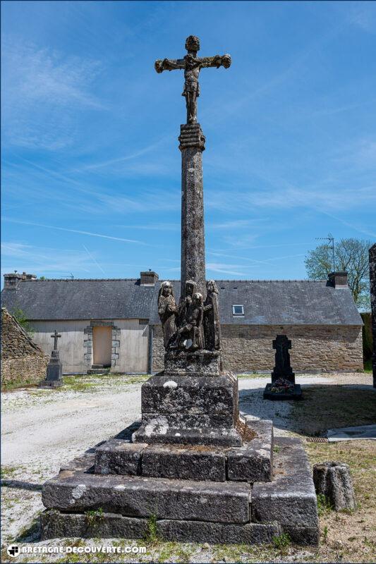 Le calvaire de l'église de Brennilis.
