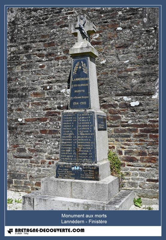Le monument aux morts de la commune de Lannédern.