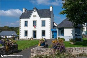 La mairie de la commune de Peumerit dans le Finistère.