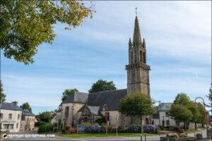 L'église paroissiale Saint-Étienne de Kersaint-Plabennec.
