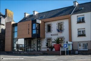Mairie de la commune de Lanmeur dans le Finistère.