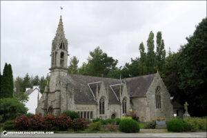 L'église Saint-Juvénal sur la commune du Moustoir.