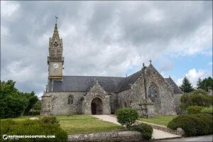 Église Saint-Corentin sur la commune de Glomel dans les Côtes d'Armor.