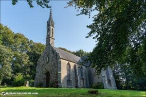La chapelle Notre-Dame de Lorette sur la commune de Plogonnec.