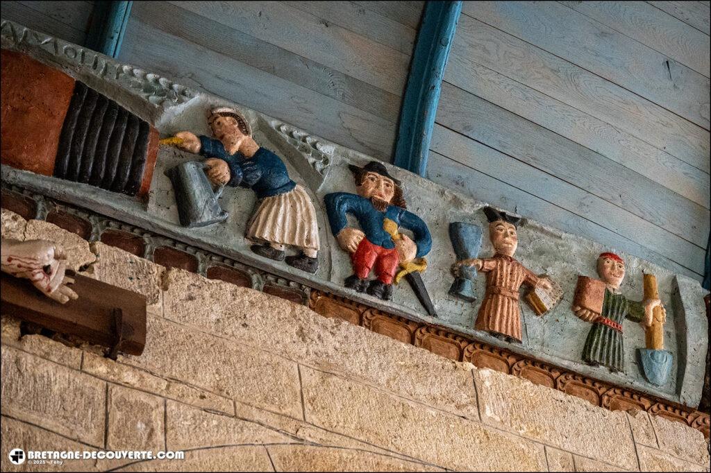Sablière de l'église Saint-Fiacre de Guengat.