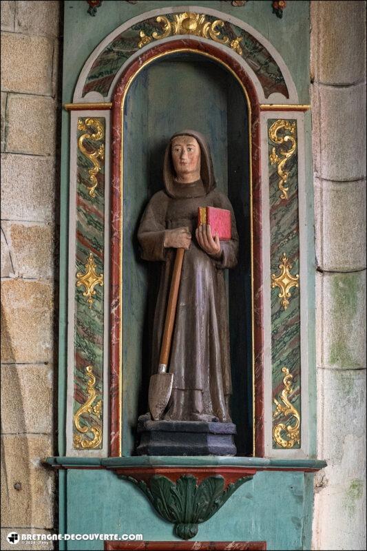 Statue de saint Fiacre dans l'église Saint-Fiacre de Guengat.