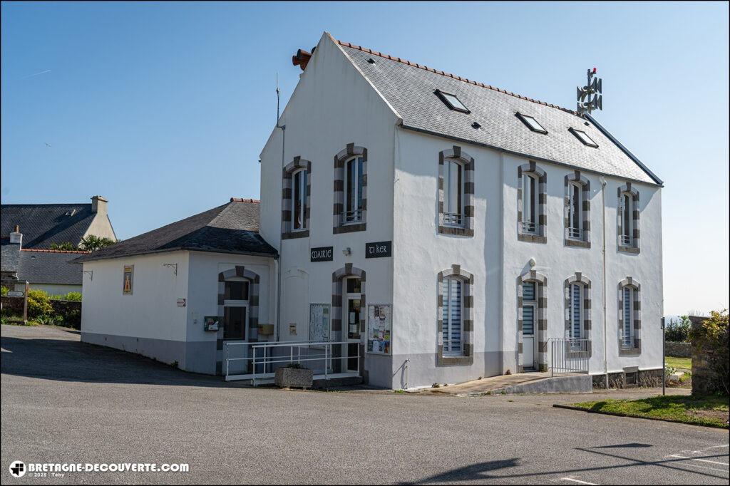 Mairie de la commune de Roscanvel dans le Finistère.