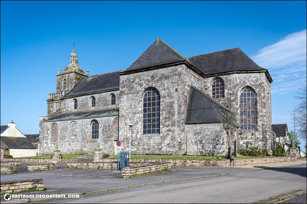 L'église paroissiale Saint-Germain-et-Saint-Paul de la commune de Laz.