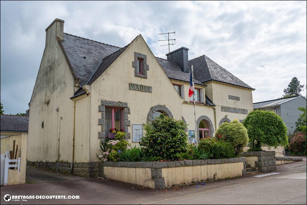 La mairie de la commune de Leuhan dans le Finistère.