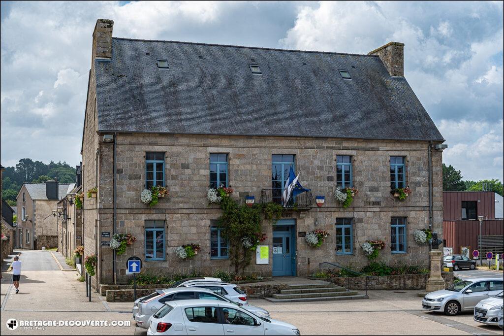 Mairie de la commune de Plouaret dans les Côtes d'Armor.