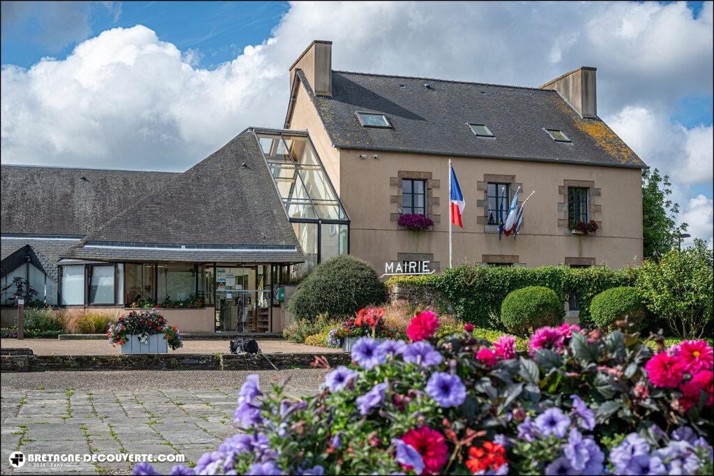 Mairie de la commune de Taulé dans le Finistère.