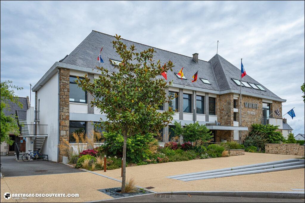 Mairie de la commune de Carantec dans le Finistère.