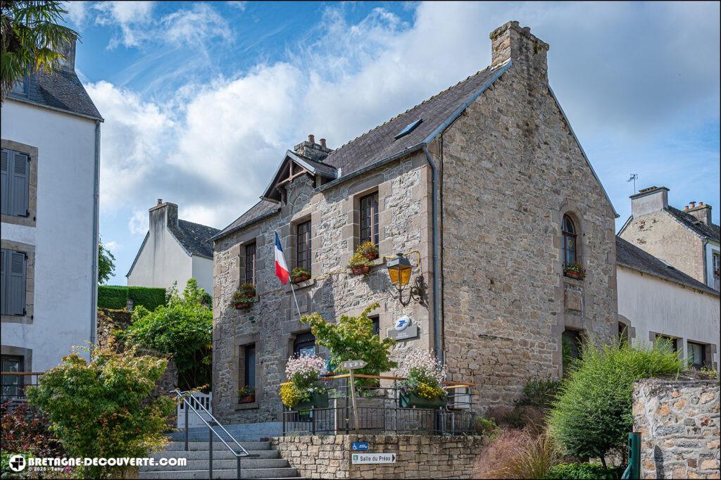 Mairie de la commune de Locquénolé dans le Finistère.