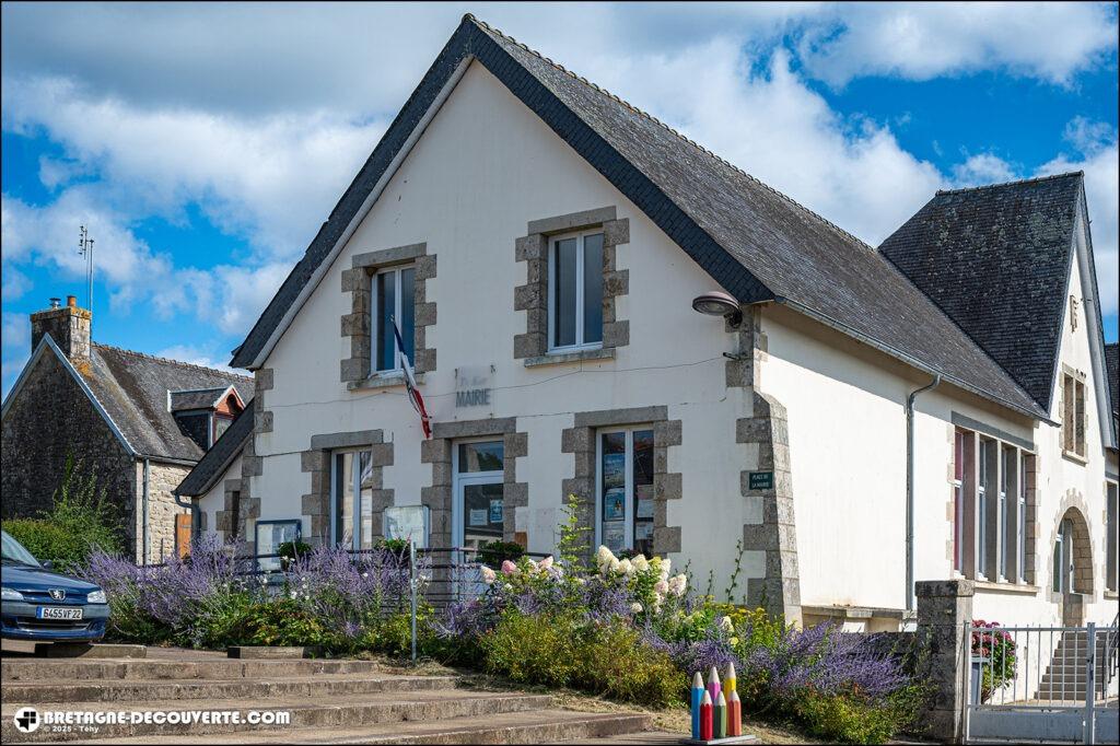 La mairie de Lohuec dans les Côtes d'Armor.