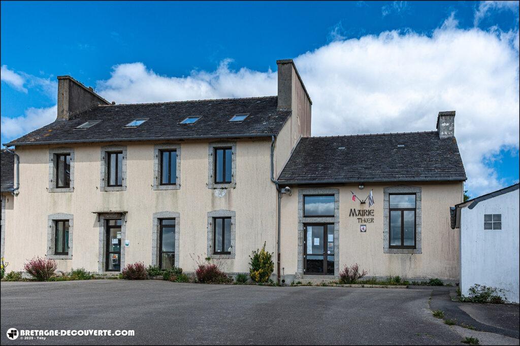 La mairie de la commune de Botmeur dans le Finistère.